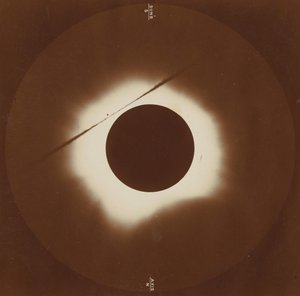 Eclipse Solar da Ilha Caroline, 6 de maio de 1883 de H. A. Lawrence