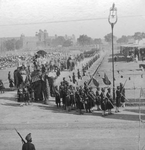 Maharajahs Rounding Jumma Muisjid, Deli, Índia, 1913.