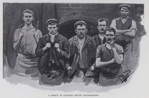 Um grupo de Cradley Heath Chainmakers (foto a p/b) de Harold Hume Piffard