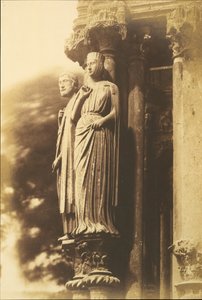 [Grandes Figuras no Pórtico Norte, Catedral de Chartres], 1852.