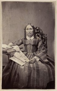 Retrato de uma mulher, década de 1860 (foto) de Henrietta M. Hart