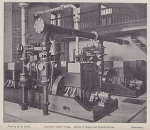 Interior da sala das máquinas e dínamo, Luzes eléctricas, Canterbury, Kent (foto a p/b) de Henry Beauchamp Collis
