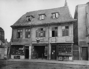 Casa antiga, quintal do palácio, Lambeth, c.1883
