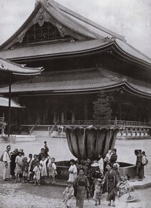 Templo Higashi Hongwanji, Kyoto (foto a p/b) de Herbert Ponting