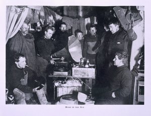 Música na Cabana (incl. Capitão Scott), da "Última Expedição de Scott" de Herbert Ponting