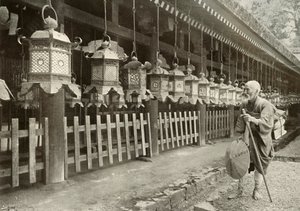 Em uma peregrinação a Nara, 1910. de Herbert Ponting