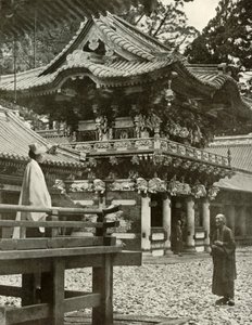 O Portão Yomei em Nikko, 1910.