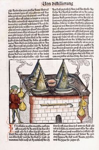 Ilustração de uma destilaria do final do século 15 para extrair os óleos essenciais de plantas, 1500