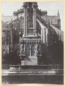 A fonte na Praça de l