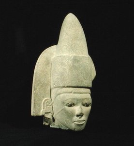 Cabeça Huaxtec, Período Pós Clássico (900-1521) (pedra) de Huaxtec Huaxtec