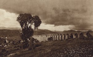 México: Antigo cano de água espanhol de Los Remedios (fotografia a preto e branco) de Hugo Brehme