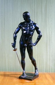 O Fencer (bronze) de Hugo Lederer