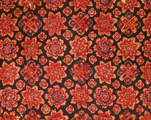 Tecido com um antigo design tailandês (algodão estampado) de Indian School