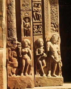 Socorro da entrada do Templo de Vishnu, c.500 dC de Indian School