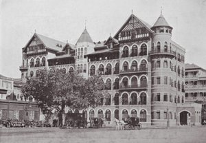 Bombaim / Mumbai: O edifício residencial do Royal Bombay Yacht Club (fotografia p/b)