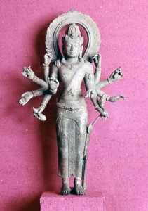 Avalokitesvara... Divindade Budista. Estatueta de Java - Século VIII a. C.. Paris, Musée Guimet
