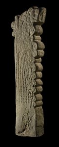 Lápide ou marcador de túmulo (penji aposentado), século XVIII (pedra) de Indonesian School