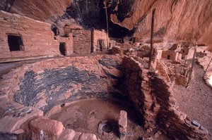 Keet Seel faz parte de um complexo de três habitações históricas em falésias perto da cidade de... de Ira Block