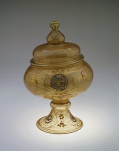 Bacia com tampa, dinastia mameluca (vidro com decoração dourada e esmaltada) de Islamic School