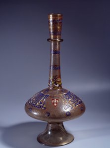 Arte Islâmica: a garrafa tem o gargalo de vidro do Vice-Rei Tuquztemur há muito tempo. 1345 aproximadamente do Egipto ou da Síria. Dim. 50 cm. Paris, Museu do Louvre de Islamic School