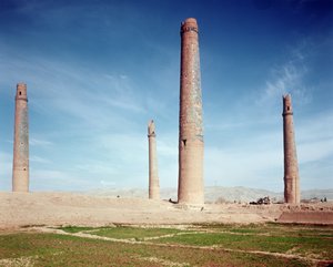 Minaretes da Madrasa de Hussein Baiqara de Islamic School