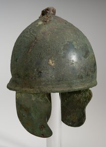 Capacete tipo A &39;Montefortino&39;, c.400-200 AC (bronze e ferro)