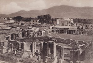 Caserma Dei Gladiatori Con Panorama, A Escola de Esgrima (foto a p/b) de Italian Photographer