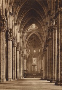Duomo di Milano: Interior, Nave Central (fotografia a preto e branco) de Italian Photographer