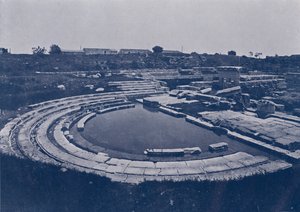 Itália: Syracuse, ruínas do ginásio Graeco-Romano (foto a p/b) de Italian Photographer