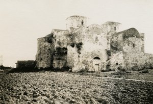 Mosteiro de Agios Varnavas, Engomi, Chipre, fotografia de Camille Enlart, Paris de Italian Photographer