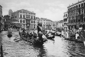Veneza, Grande Canal em festa (foto a p/b) de Italian Photographer