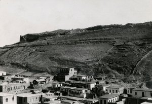 Vista das muralhas helenísticas no canto nordeste da Acrópole, Amã, Jordânia de Italian Photographer