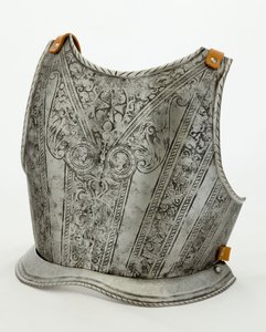 Placa traseira para uma armadura de criança do Arsenal dos Medici, c.1575 com alterações posteriores (ferro gravado com couro restaurado) de Italian School