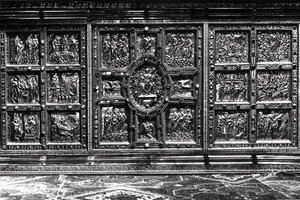 Frente do Altar Wulvinius, apresentado por Angilberto II em 835 (ouro e esmalte) de Italian School