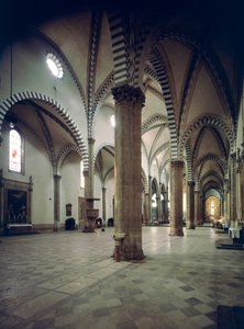 Vista interior da Basílica de Santa Maria Novella de Italian School