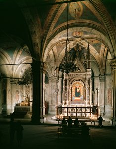 Vista interior da igreja de Italian School