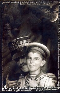 Primeira Guerra Mundial: invasão militar do exército italiano: Victor Emmanuel III segurando o príncipe Umberto (cartão impresso) de Italian School