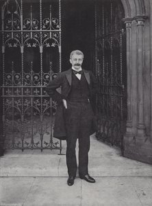 O certo Hon. George Wyndham de J. Benjamin Stone