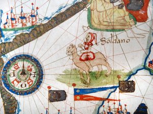 Um comerciante árabe em um camelo, detalhe de um mapa renascentista da Europa, Jacopo Russo (após) 1528