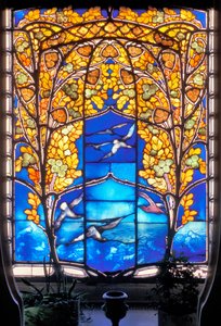 Nancy (departamento 54), Art Nouveau, Hotel Bergeret, Janela de vidro manchado "rosas e gaivotas" (foto)