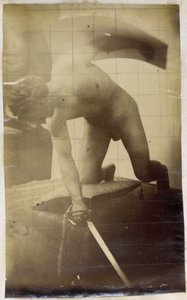 Estudo de um modelo masculino nu, de joelhos a segurar uma espada e um escudo, no estúdio de Jacques de Lalaing de Jacques Lalaing (attributed to)