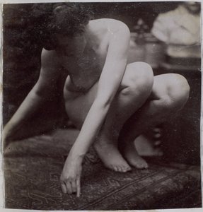 Estudo de um modelo feminino nu, visto de frente, no estúdio de Jacques de Lalaing, estudo preliminar de elemento para uma fonte no Musee des Beaux arts, Tournai e para uma fonte circular de Jacques Lalaing (attributed to)