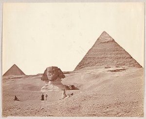 Egipto. Gizé. Esfinge tendo como fundo as pirâmides de Quéops e Miquerinos de James Robertson