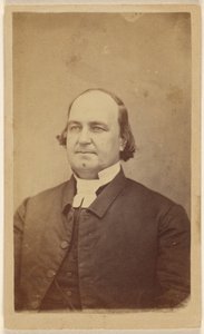 [Pastor de uniforme]. de James S. Woodley