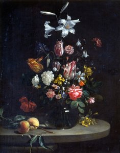 Natureza morta: Um ramo de flores, num vaso de vidro.