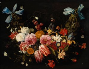 Um Swag de rosas, tulipas, dálias e outras flores