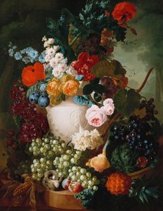 Rosas, papoulas e outras flores em um vaso esculpido com frutas, um rato e um ninho de pássaro em uma borda de pedra de Jan van Os