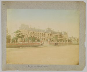 Imperial Hotel, Tóquio, Japão (foto a p/b colorida à mão) de Japanese Photographer