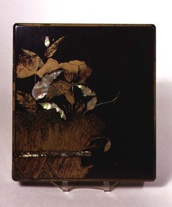 Tela, incrustada com madrepérola, japonesa de Japanese School