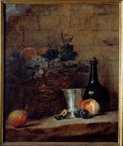 Cesto de uvas brancas e pretas, copo de prata e garrafa Pintura de Jean Baptiste Simeon Chardin (1699-1779) Sol do século XVIII. 0,69x0,58 m de Jean Baptiste Simeon Chardin